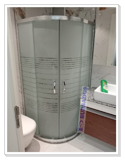 Siyah Duşakabin Çalı Mahallesi