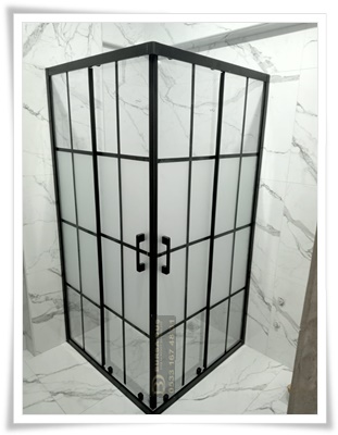 Siyah Çıtalı Duş Kabin  Kavaklı Mahallesi