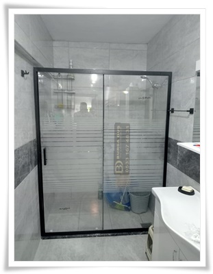 Duşakabin Camı Mürsel Mahallesi